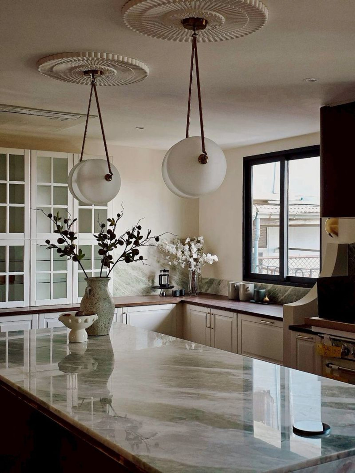 Punn A Home Office 1000 sqm. ทำเลดี สุขุมวิท-บางนา ติด สถานีรถไฟฟ้า ปุณณวิถี