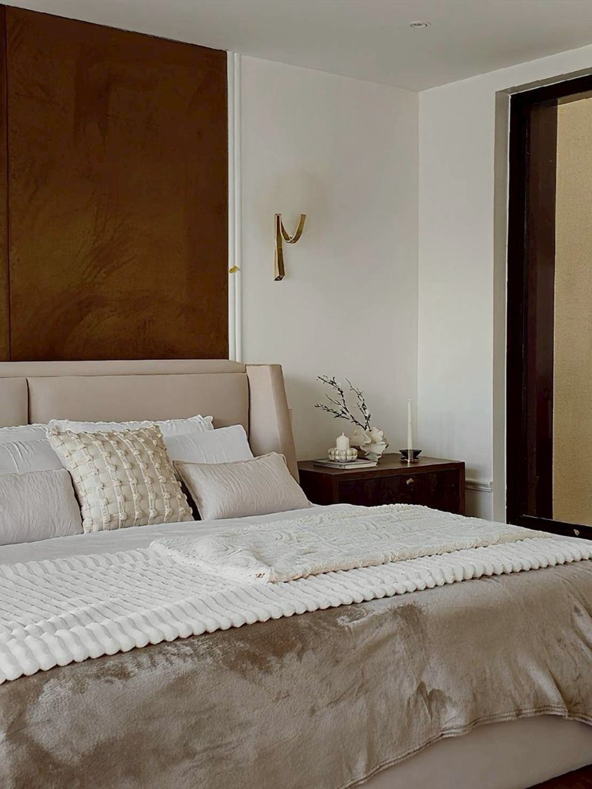 Punn A Home Office 1000 sqm. ทำเลดี สุขุมวิท-บางนา ติด สถานีรถไฟฟ้า ปุณณวิถี