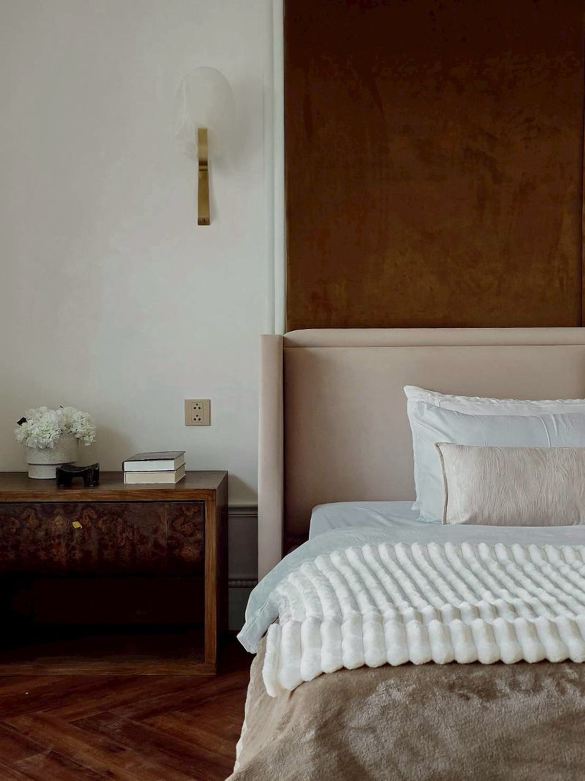 Punn A Home Office 1000 sqm. ทำเลดี สุขุมวิท-บางนา ติด สถานีรถไฟฟ้า ปุณณวิถี