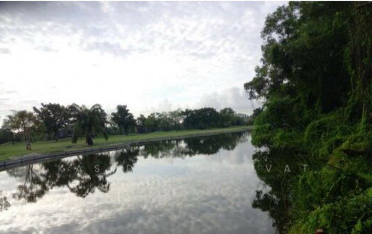 ที่ดินเวิ้งน้ำ ติดสนามกอล์ฟ ลาดกระบัง The Royal Golf & Country club